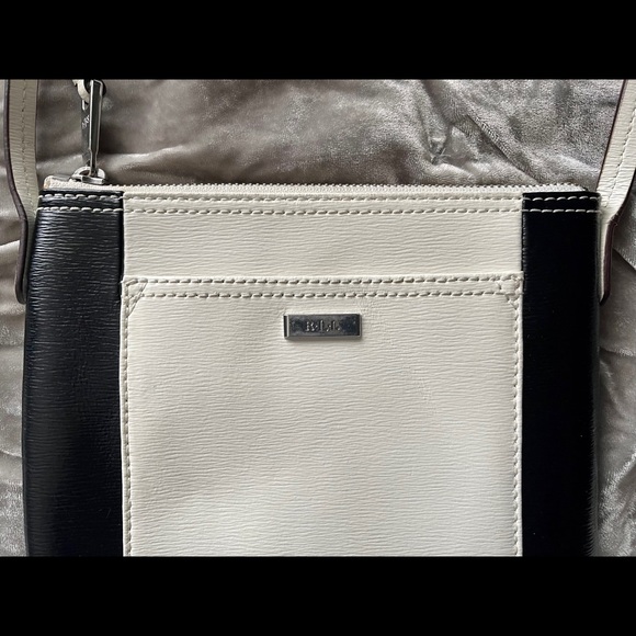 Lauren Ralph Lauren Handbags - Lauren Ralph Lauren crossbody purse